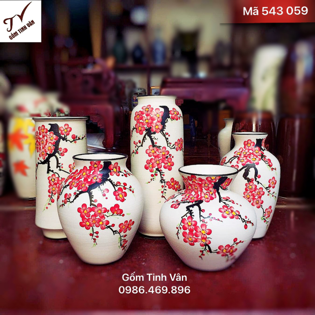 Set 5 bình bông nghệ thuật, mã 543059, cao 23-27-30 cm, men trắng, vẽ tay hoa đào đỏ, đón mùa xuân về, gốm sứ bát tràng, tinh vân
