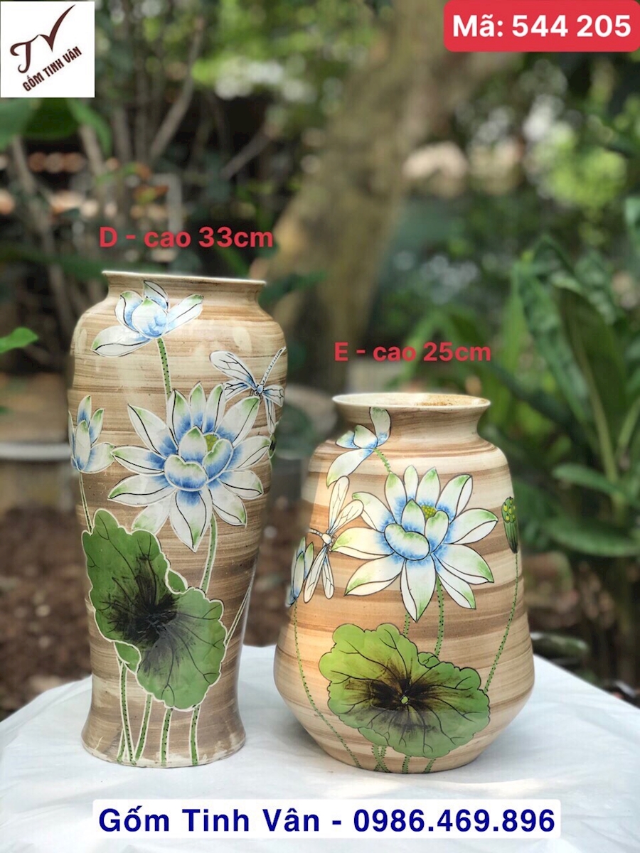 1 chiếc lọ hoa, bình gốm trang trí, trưng bày, mã 544205, cao 25-27-30-33 cm, gốm sứ  men nâu vàng hoàng thổ, hoa văn vẽ tay cảnh chuồn chuồn hoa sen trắng, gốm vuốt tay mộc mạc, gốm bát tràng tinh vân