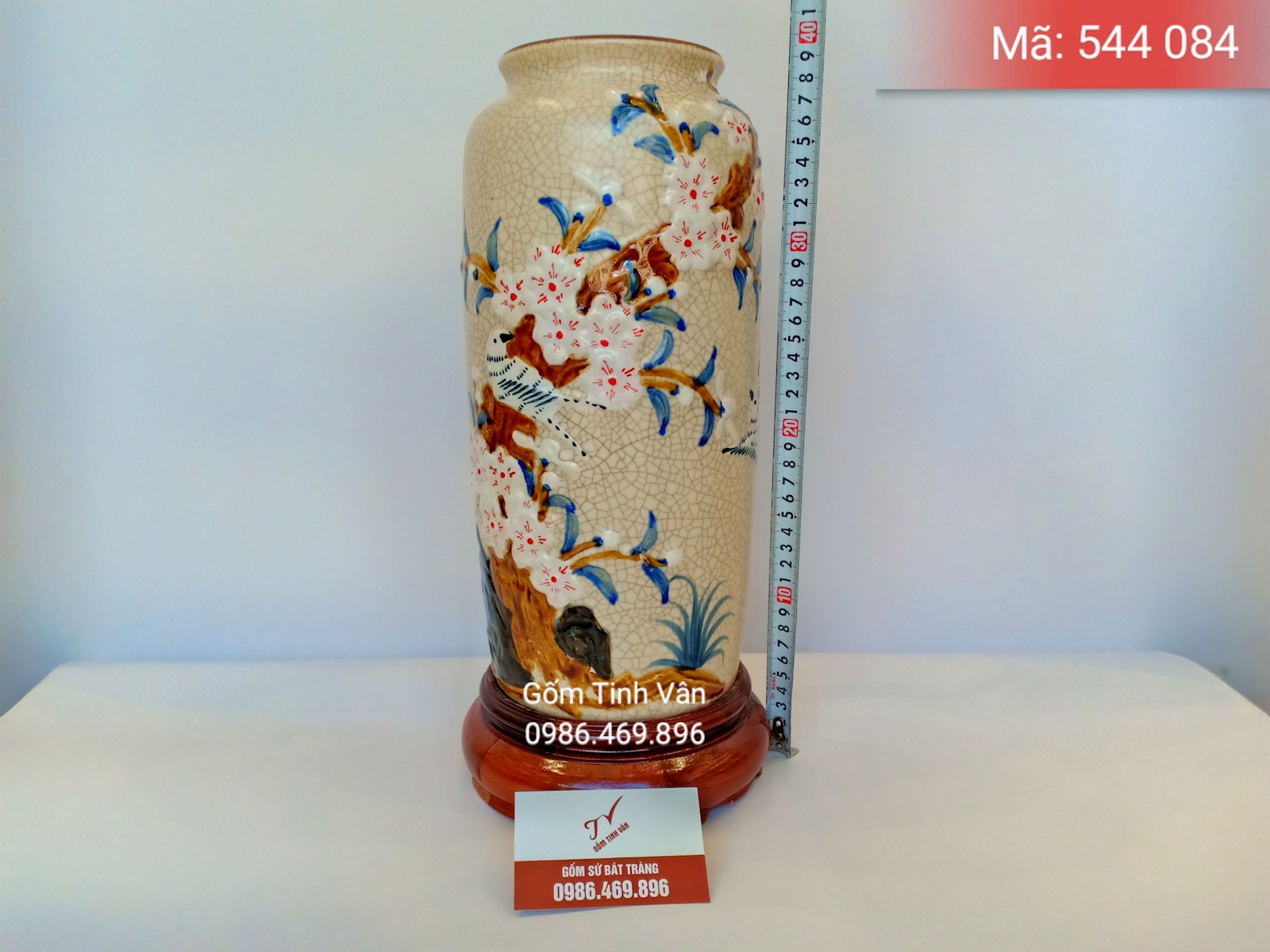 Bình bông nghệ thuật, mã 544084, men rạn cổ đắp nổi, hoa mai trắng, gốm bát tràng, tinh vân cao 37 cm