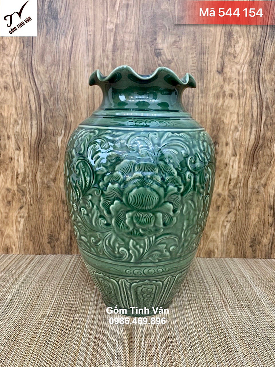 Bình gốm nghệ thuật, mã 544154, miệng lượn sóng mềm mại, hoa mẫu đơn đắp nổi 3D, cao 28 cm, men xanh ngọc lục bảo, gốm bát tràng cao cấp