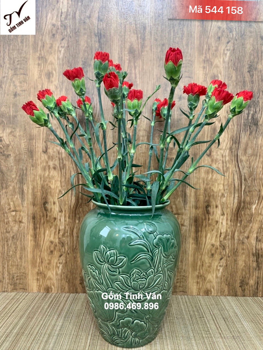 Bình gốm nghệ thuật, mã 544158, dáng bầu tròn, hoa sen đắp nổi 3D, cao 28 dk 15 cm, men xanh ngọc lục bảo, gốm bát tràng cao cấp