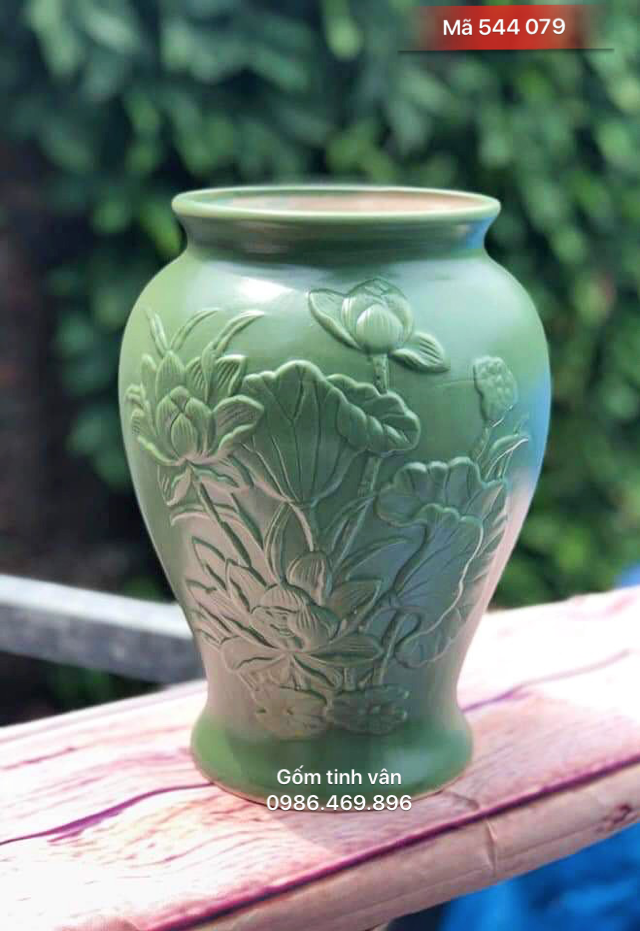 Bình trưng bông, men xanh ngọc, mã 544079, hoa sen đắp nổi, cao 32 cm, gốm bát tràng, tinh vân