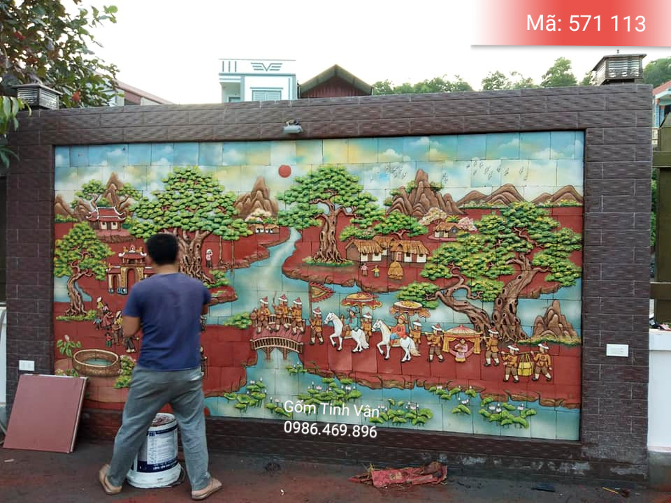 Tranh gốm sứ ốp tường đắp nổi, mã 571113, cảnh vinh quy bái tổ, gốm bát tràng, tinh vân