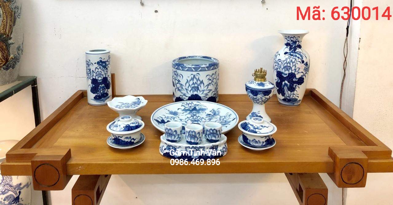 Trọn bộ đồ thờ cúng đơn giản, mã 630014, vẽ tay hoa sen xanh lam cổ, gốm bát tràng, tinh vân