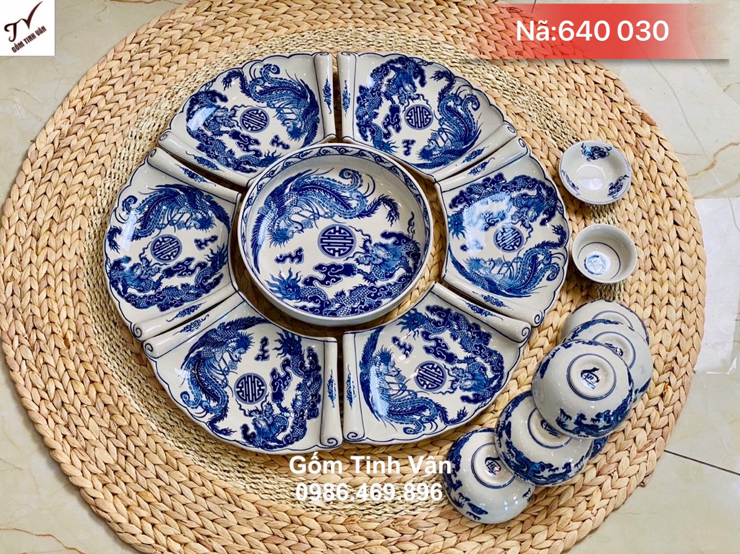 Bộ tô chén đĩa cơm cúng hoa mặt trời, mã 640047, vẽ rồng phụng, 1 tô, 6 đĩa, 2 chén chấm, hoa văn xanh lam truyền thống, vẽ tay thủ công, bộ bát cơm cúng men lam bát tràng