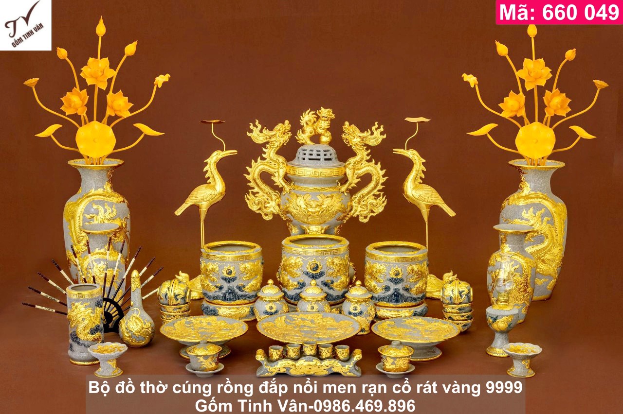 Bộ ban thờ đẳng cấp rát vàng 9999, mã 660049, bộ đồ thờ cúng gia tiên siêu đẹp, uy nghiêm, sang trọng, chạm khắc viền đồng, bộ ban thờ cúng ông bà, ban thờ tổ tiên, đỉnh hạc, sen gỗ, lọ lộc bình, gốm sứ bát tràng tinh vân