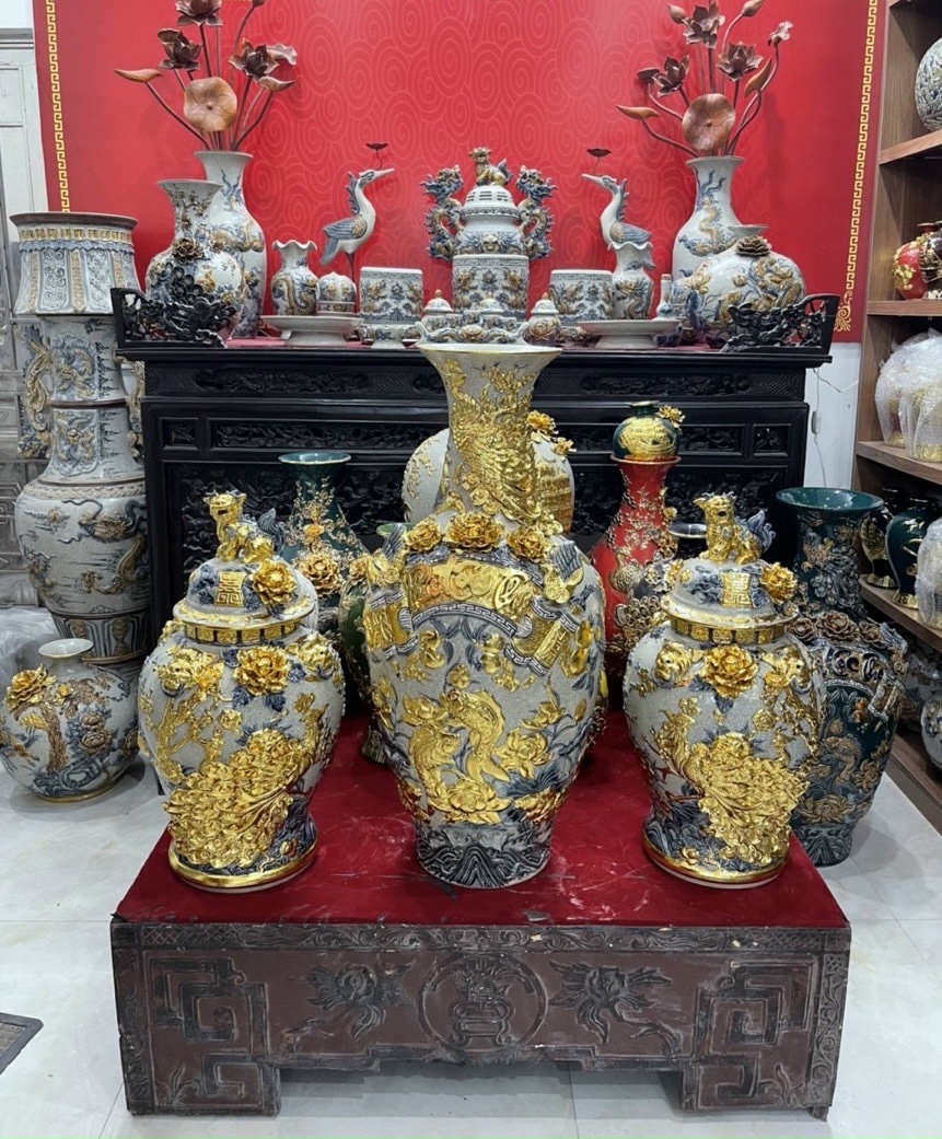 Bộ đồ thờ đầy đủ, mã 610203, rồng rạn cổ đắp nổi rát vàng 24k, đồ thờ cúng, ban gia tiên, tài địa, phật, ông táo, gốm bát tràng, tinh vân