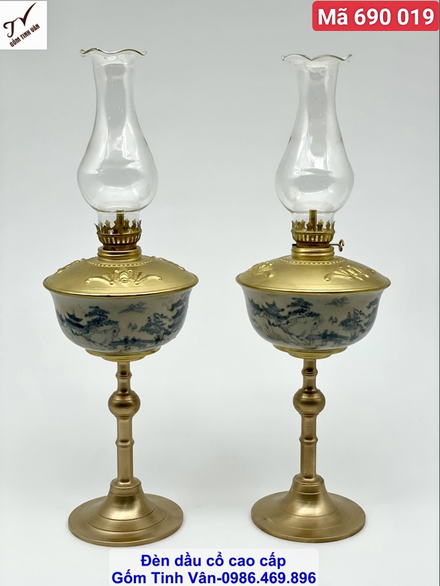 Cặp đèn dầu dáng bát, men rạn cổ, vẽ tay cảnh sơn thủy hữu tình, mã 690019, dung tích 250ml, cao 38 cm, đồ thờ cúng gốm sứ bát tràng tinh vân