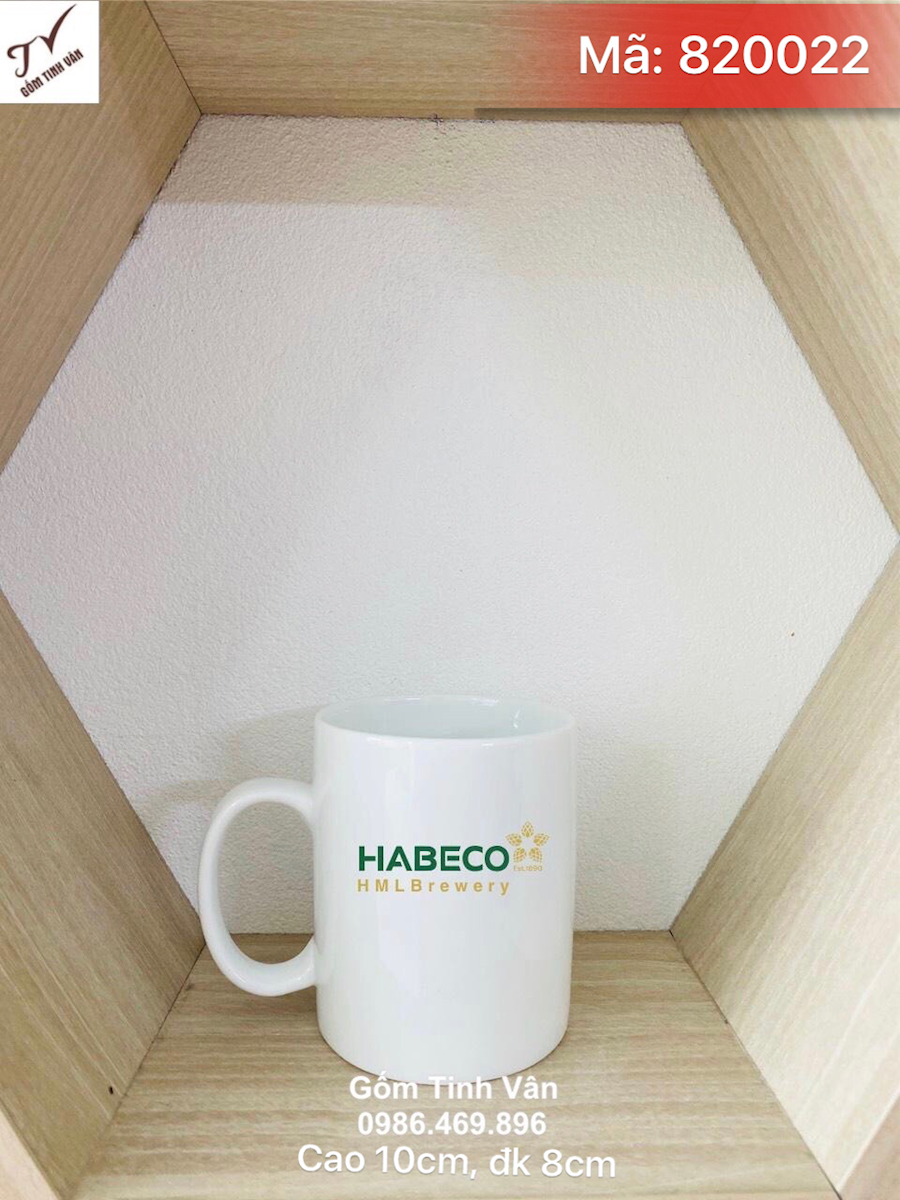 Ly sứ quai C, dung tích 330ml, mã 820022, cao 10cm, đường kính 8cm, in logo Habeco và chữ, quà biếu tặng khách hàng sang trọng, giá báo trên 100 chiếc