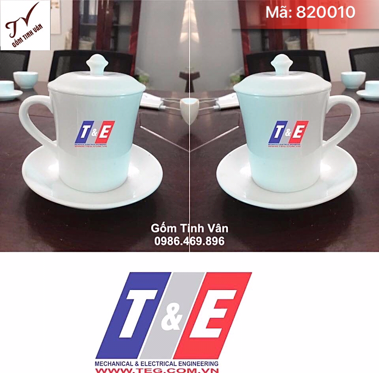 Ly sứ trắng dáng loe, mã 820010, có nắp và đĩa lót, in logo quà tặng khách hàng, cao 10 đk 8 cm, dung tích 280ml, giá báo trên 100 chiếc, gốm bát tràng